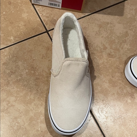 Vans size 8 Off-White suede Sherpa Birch - Picture 5 of 9